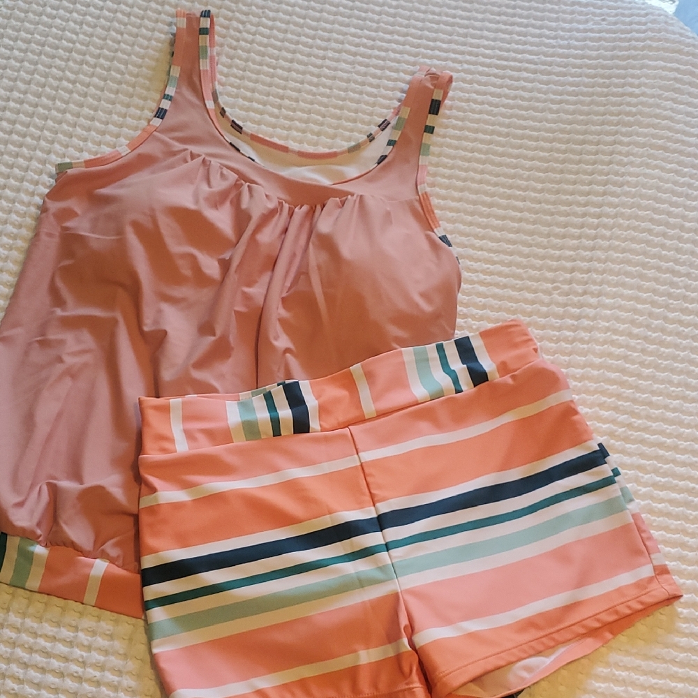 NWOT 2 Pc Swim Suit